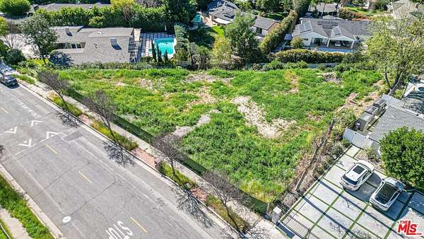 0.58 Acres of Land for Sale in Woodland Hills, California