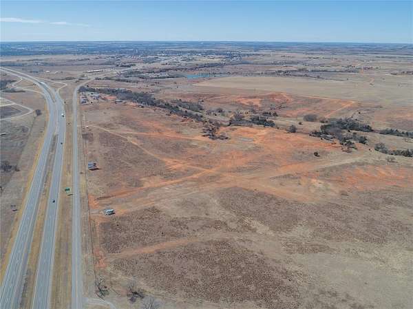190 Acres of Land for Sale in Sayre, Oklahoma