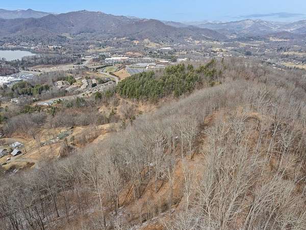 0.82 Acres of Residential Land for Sale in Waynesville, North Carolina