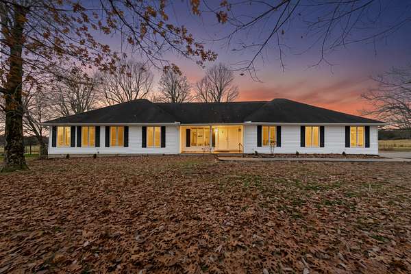 18.3 Acres of Land with Home for Sale in Eagleville, Tennessee