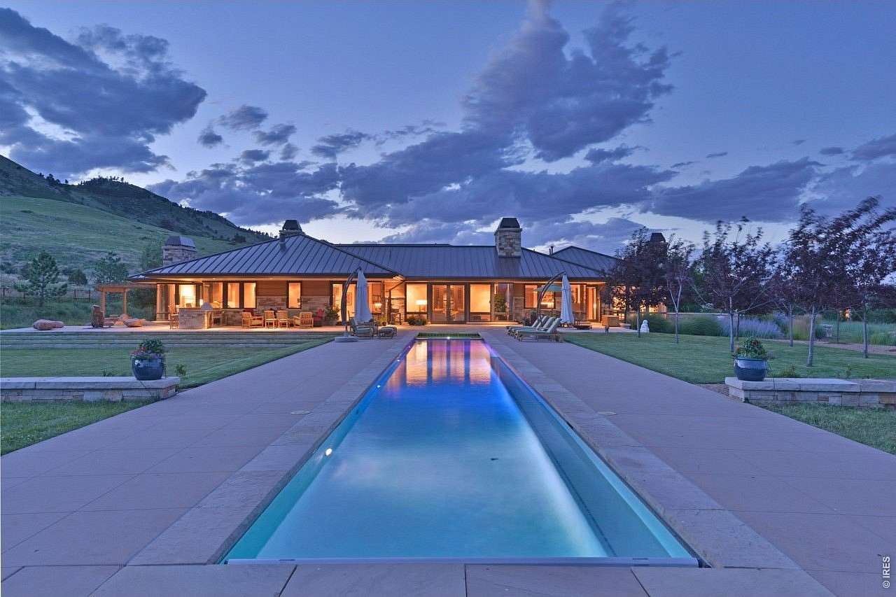 4.9 Acres of Land with Home for Sale in Boulder, Colorado