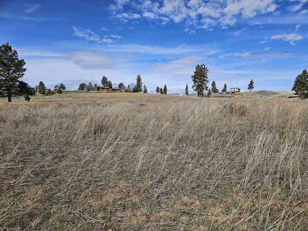 0.25 Acres of Residential Land for Sale in Chiloquin, Oregon
