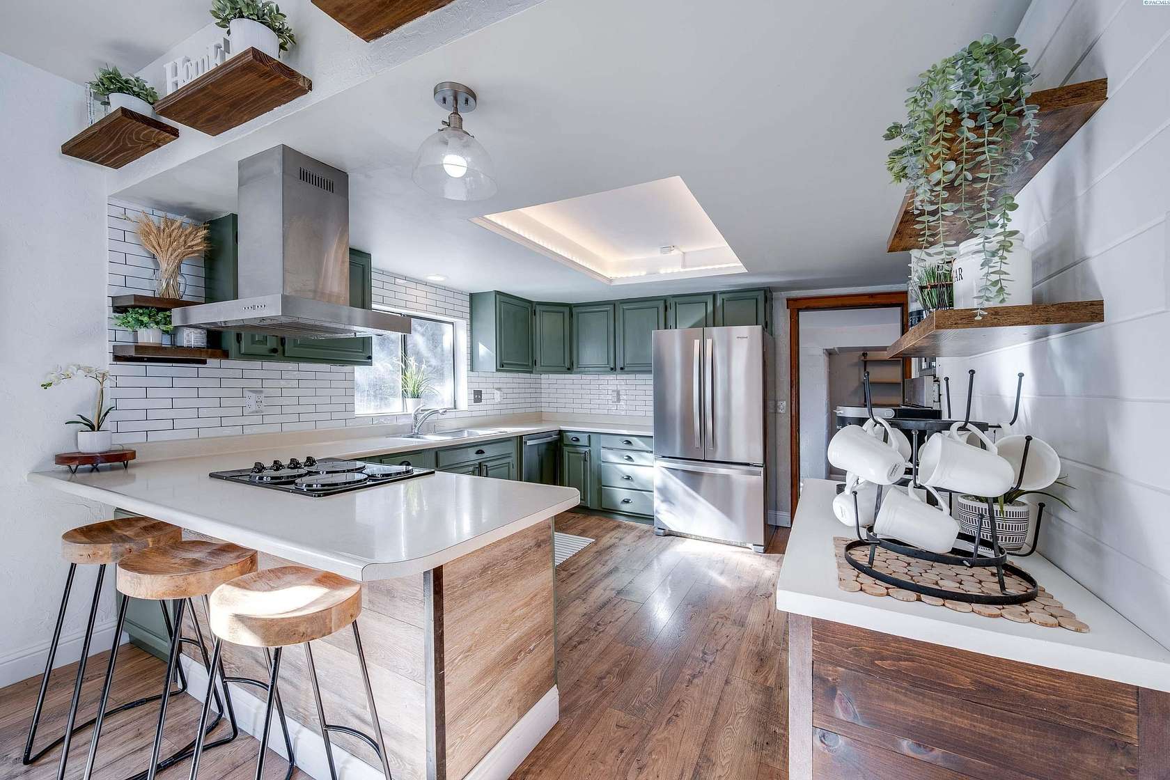 4 Acres of Land with Home for Sale in Colfax, Washington