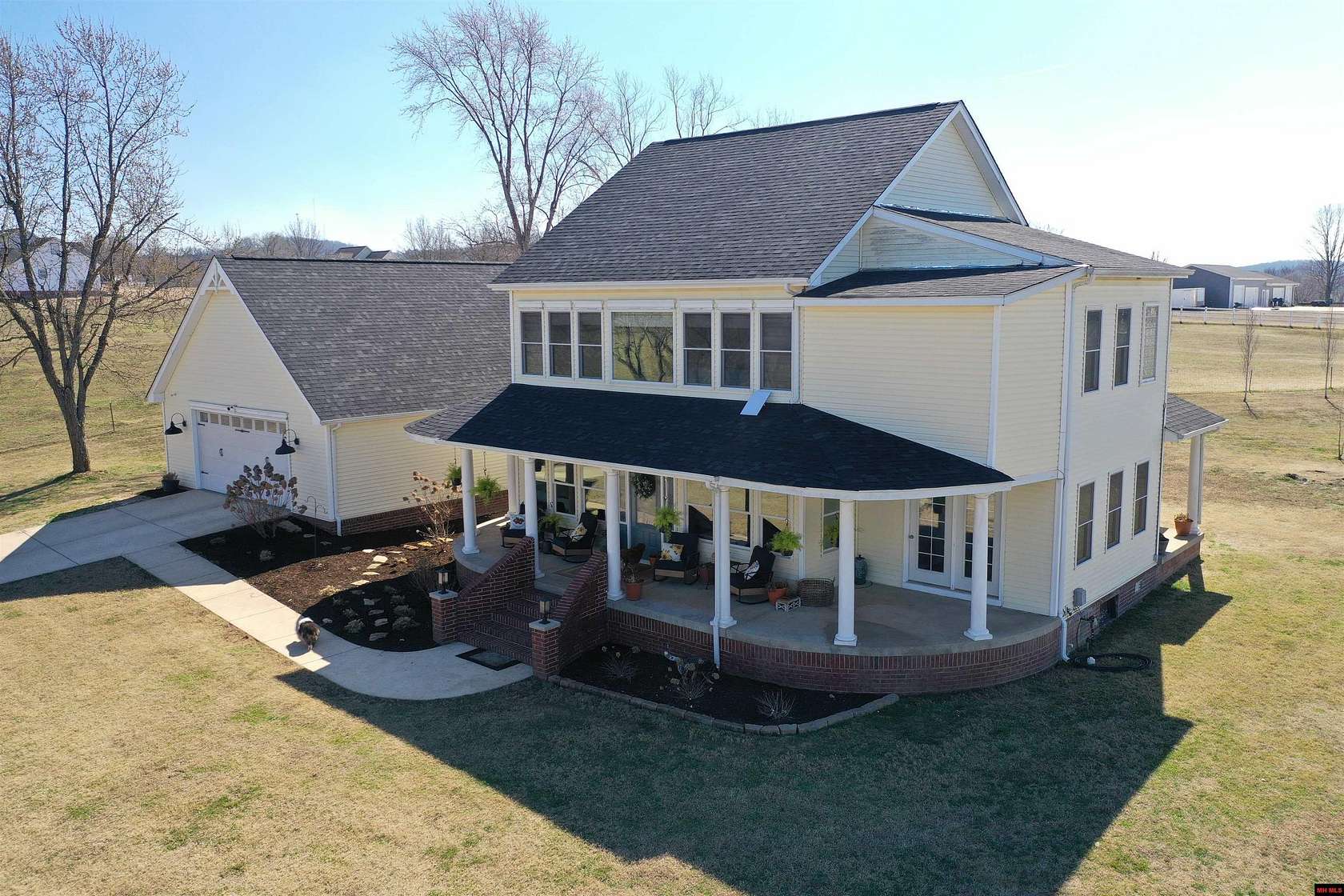 10 Acres of Land with Home for Sale in Mountain Home, Arkansas