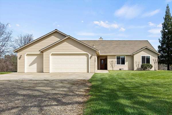 21 Acres of Land with Home for Sale in Cottonwood, California