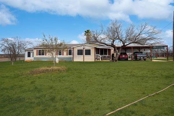 11.7 Acres of Land for Sale in Encinal, Texas