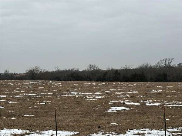 20 Acres of Recreational Land for Sale in Overbrook, Kansas