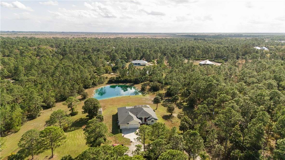 5 Acres of Land with Home for Sale in Fellsmere, Florida