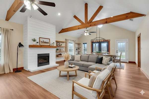 13.2 Acres of Land with Home for Sale in Spicewood, Texas