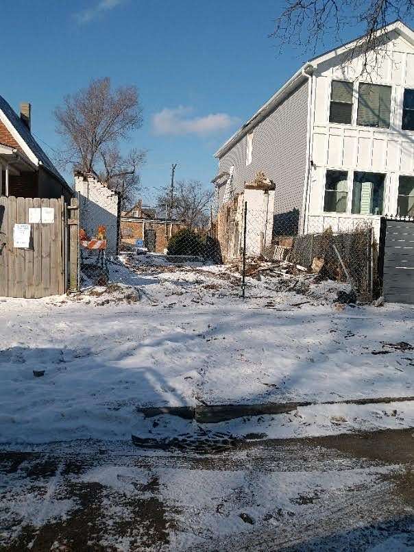 0.07 Acres of Land for Sale in Chicago, Illinois