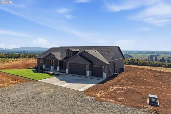 4.8 Acres of Land with Home for Sale in Dundee, Oregon