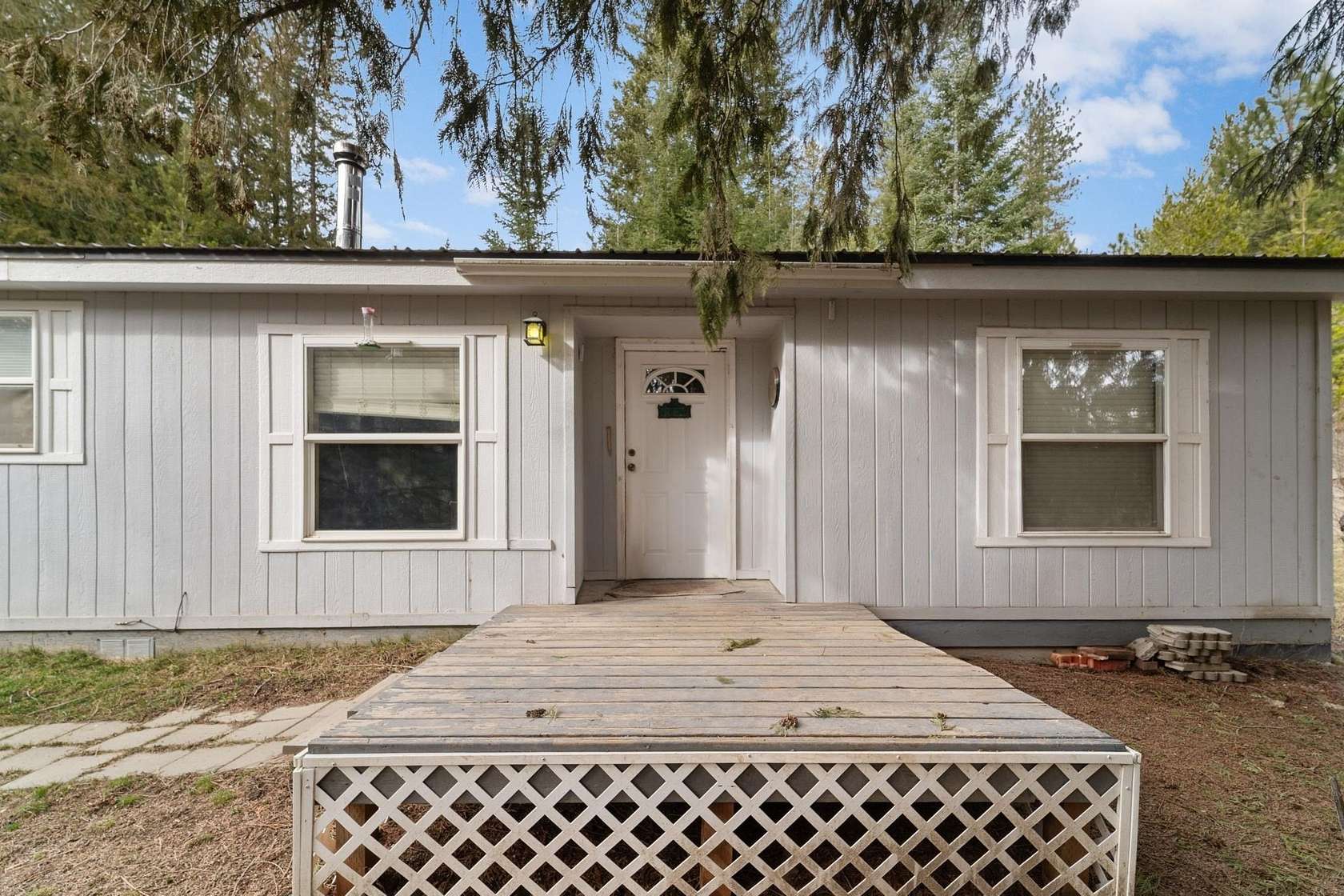 9.7 Acres of Land with Home for Sale in Newport, Washington