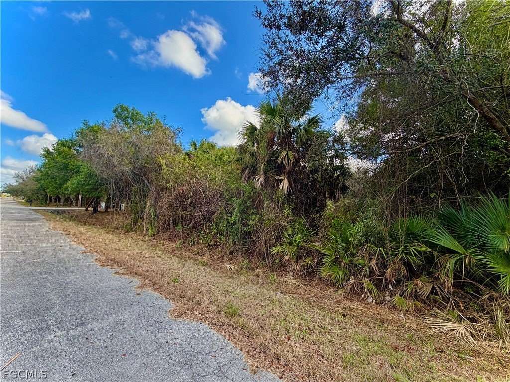 0.5 Acres of Residential Land for Sale in Lehigh Acres, Florida