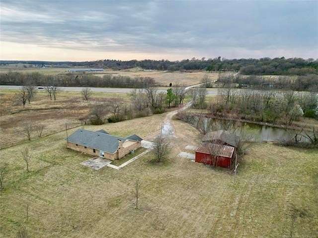 4 Acres of Land with Home for Sale in Muskogee, Oklahoma