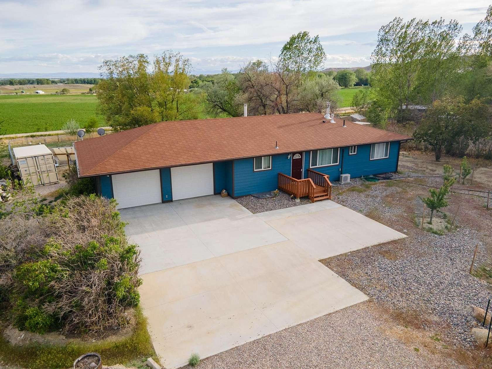 2.36 Acres of Land with Home for Sale in Riverton, Wyoming