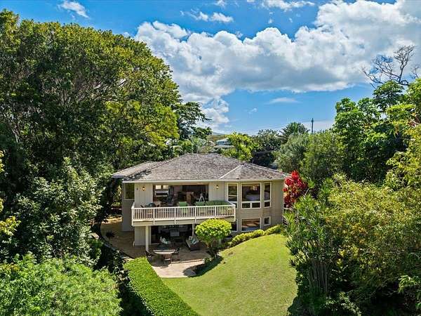 13.4 Acres of Land with Home for Sale in Lahaina, Hawaii