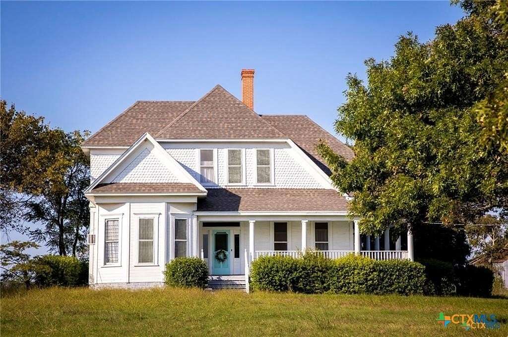 10 Acres of Land with Home for Sale in Moody, Texas