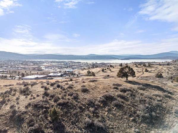 30.9 Acres of Commercial Land for Sale in Klamath Falls, Oregon