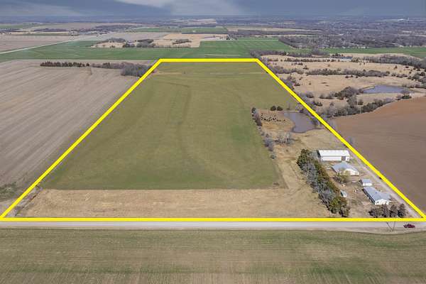 52.4 Acres of Land with Home for Sale in Arkansas City, Kansas
