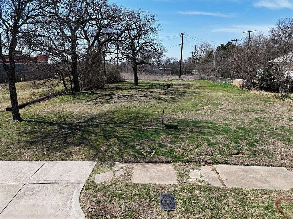 0.17 Acres of Mixed-Use Land for Sale in Fort Worth, Texas