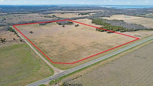 40.5 Acres of Agricultural & Residential Land for Sale in Honey Grove, Texas