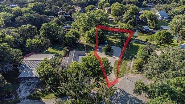0.33 Acres of Residential Land for Sale in Granbury, Texas
