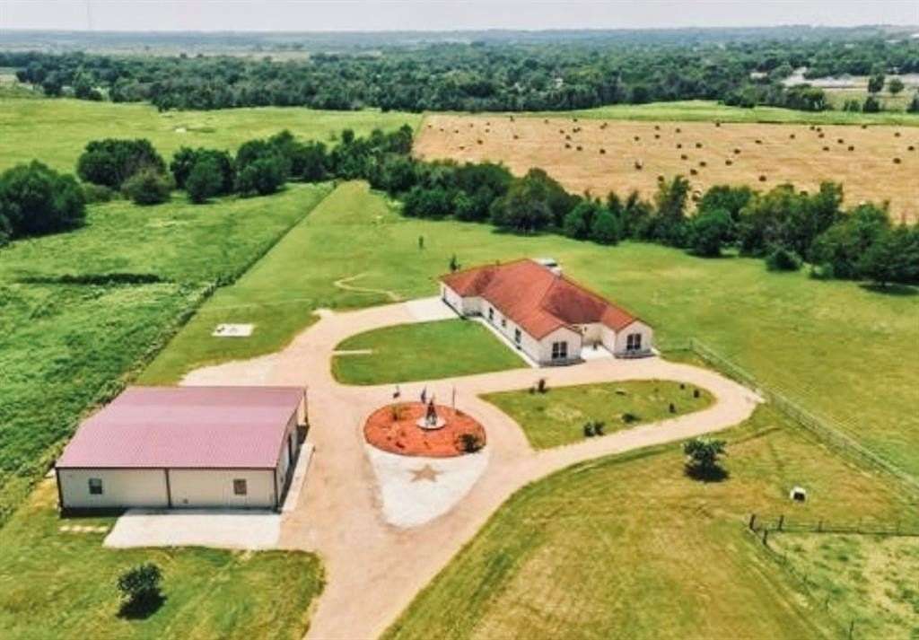 10 Acres of Land with Home for Sale in Mexia, Texas