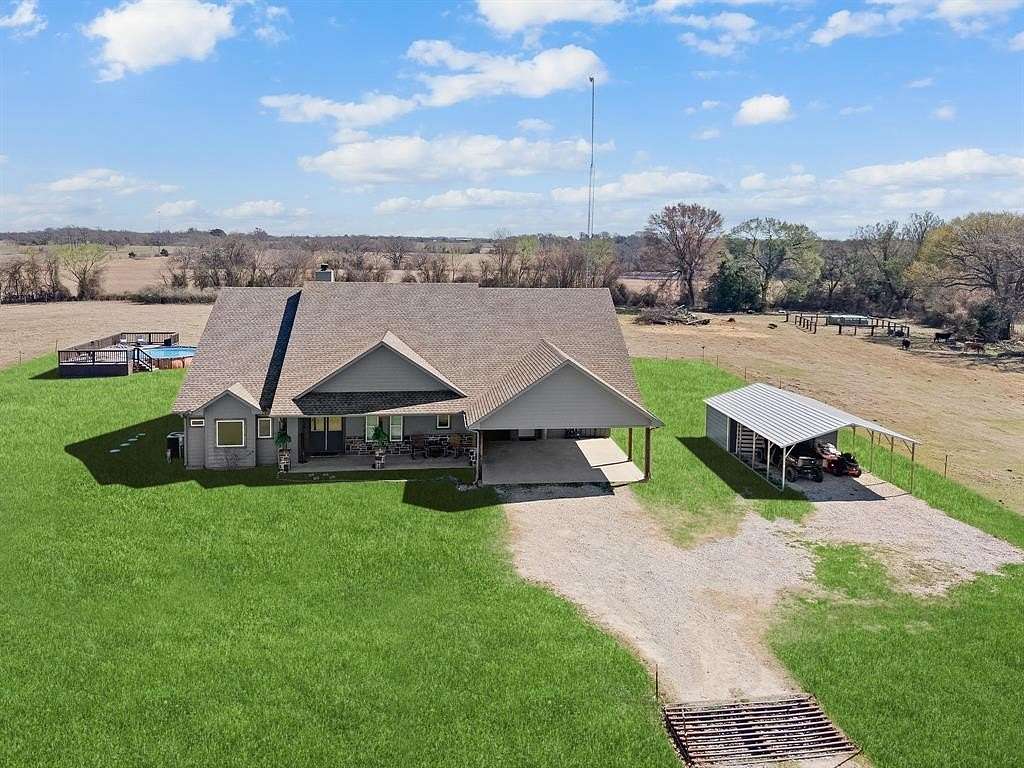 8.55 Acres of Land with Home for Sale in Canton, Texas