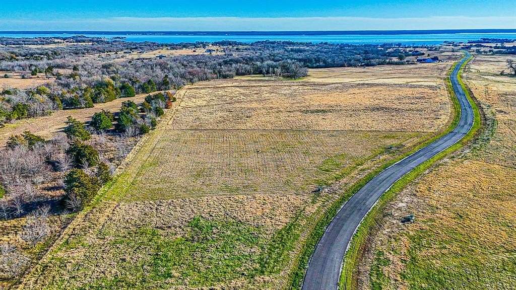 1 Acre of Residential Land for Sale in Corsicana, Texas