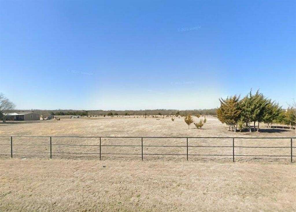 5.42 Acres of Residential Land for Sale in Farmersville, Texas