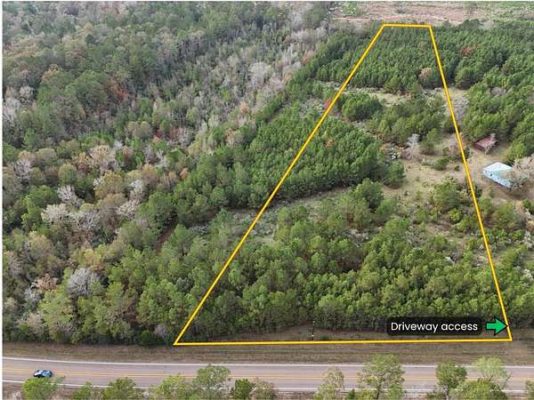 6.64 Acres of Residential Land for Sale in Corrigan, Texas