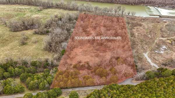 7 Acres of Residential Land for Sale in Nicholasville, Kentucky