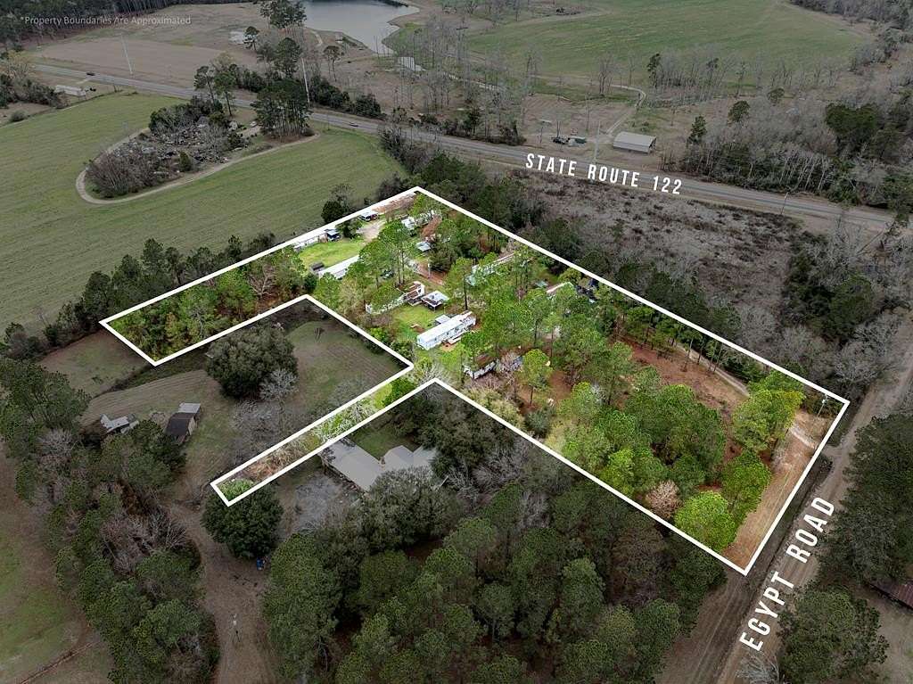 4.2 Acres of Improved Residential Land for Sale in Thomasville, Georgia