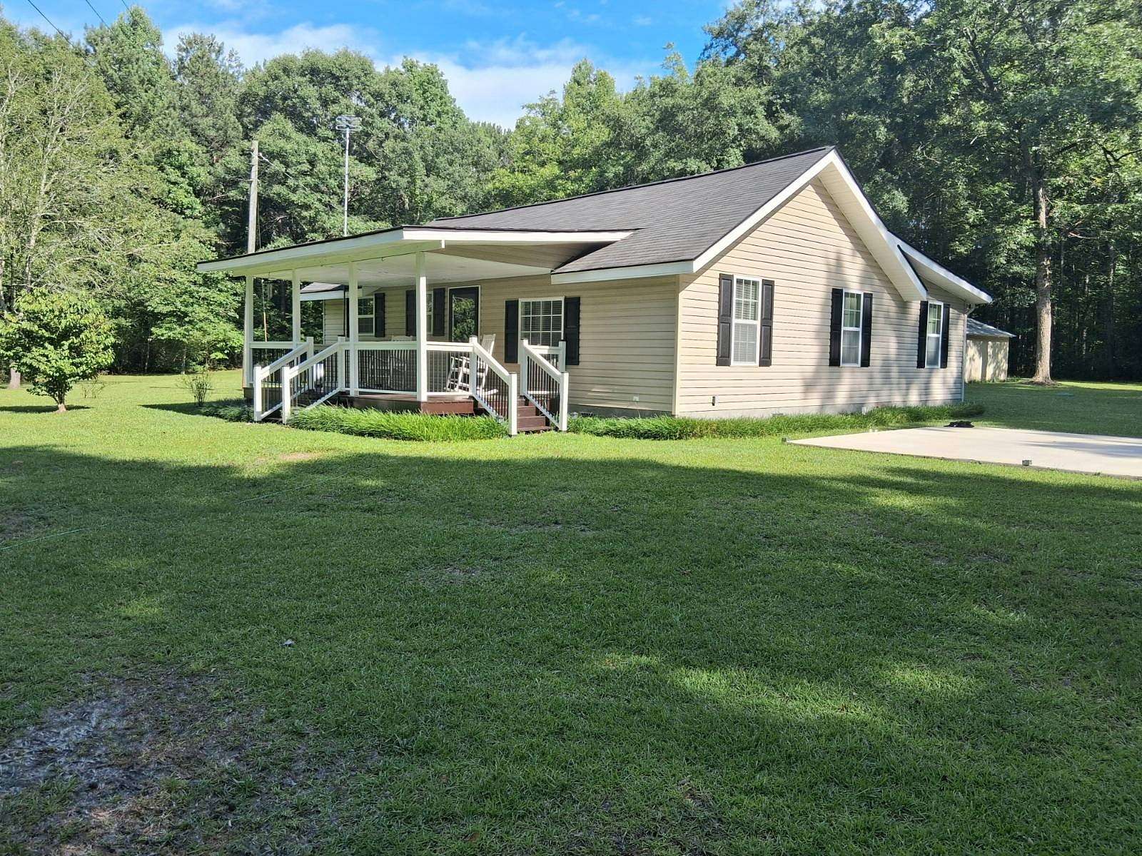 3 Acres of Land with Home for Sale in Forsyth, Georgia