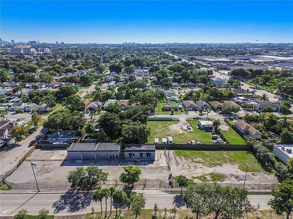1 Acre of Mixed-Use Land for Sale in Hialeah Gardens, Florida