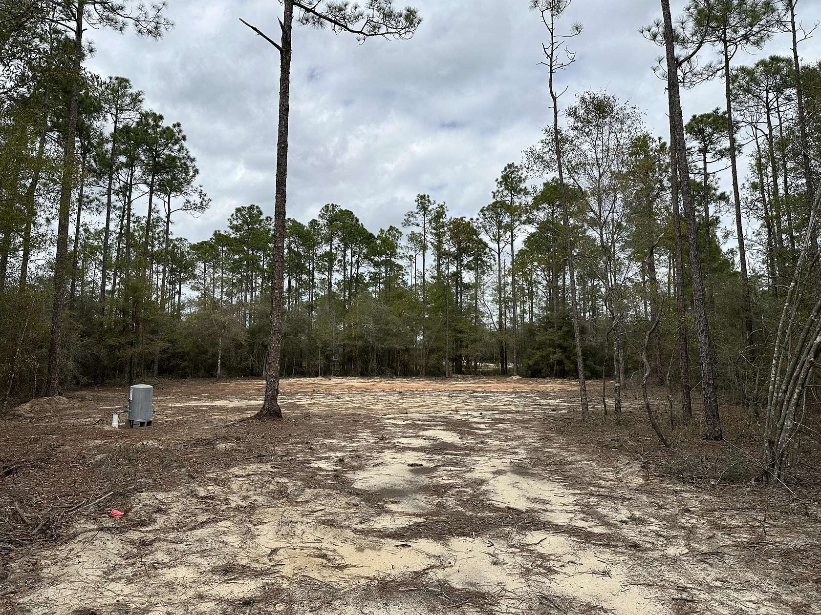 1.13 Acres of Residential Land for Sale in DeFuniak Springs, Florida