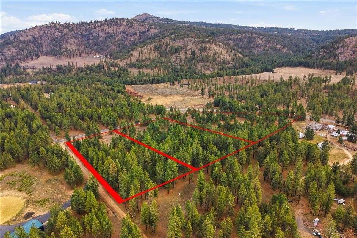 5 Acres of Land for Sale in Nine Mile Falls, Washington