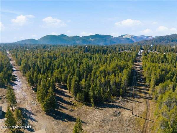 1 Acre of Residential Land for Sale in Spirit Lake, Idaho