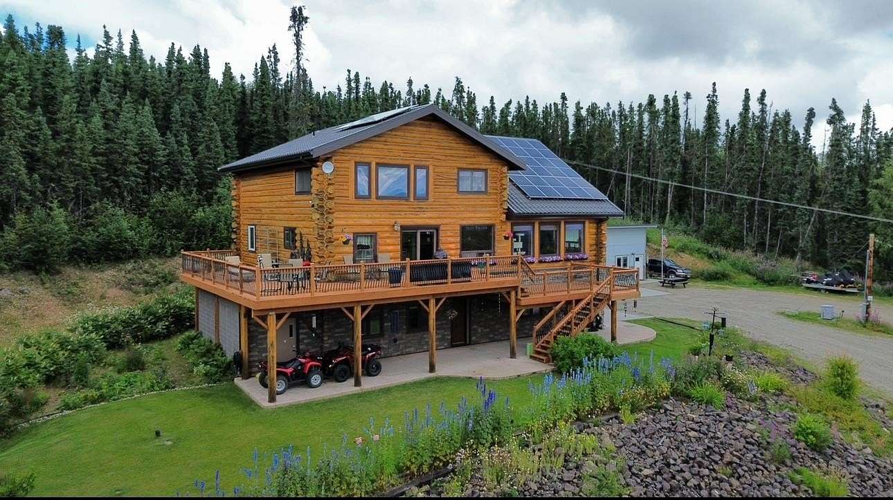 1.8 Acres of Land with Home for Sale in Fairbanks, Alaska