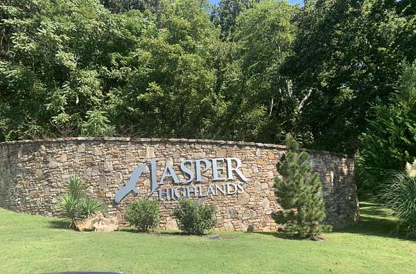 1.24 Acres of Residential Land for Sale in Jasper, Tennessee