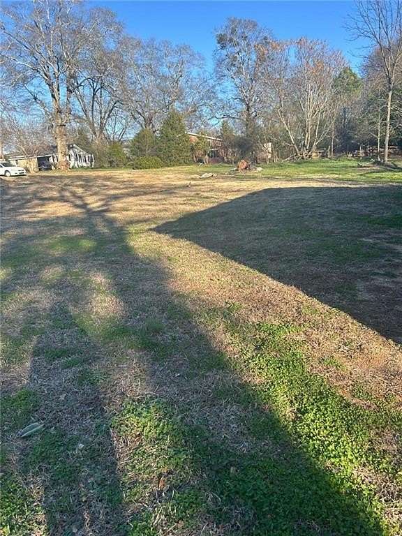 0.75 Acres of Residential Land for Sale in Royston, Georgia