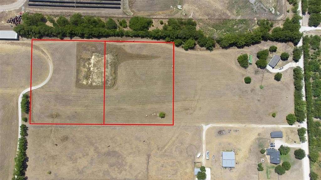 8 Acres of Residential Land for Sale in Krum, Texas