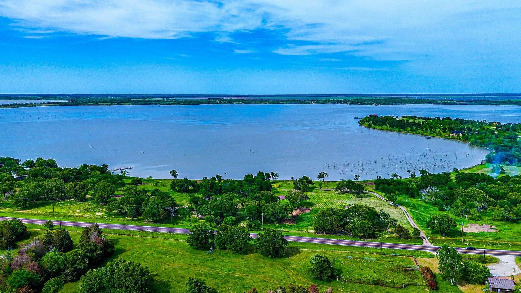 1.27 Acres of Residential Land for Sale in Corsicana, Texas