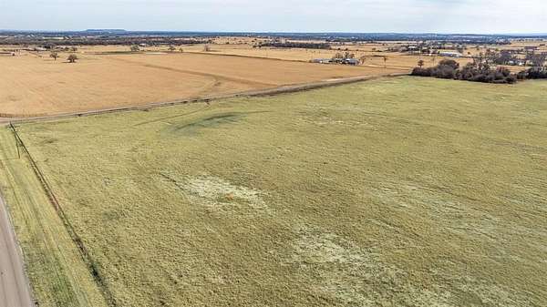 2 Acres of Residential Land for Sale in Tolar, Texas