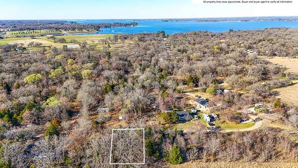 0.11 Acres of Land for Sale in Trinidad, Texas