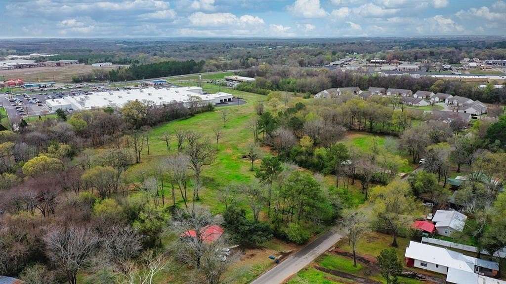 8.82 Acres of Commercial Land for Sale in Athens, Texas