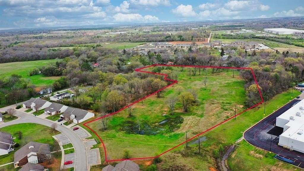 8.82 Acres of Commercial Land for Sale in Athens, Texas