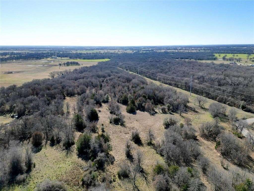 24 Acres of Land for Sale in Bridgeport, Texas