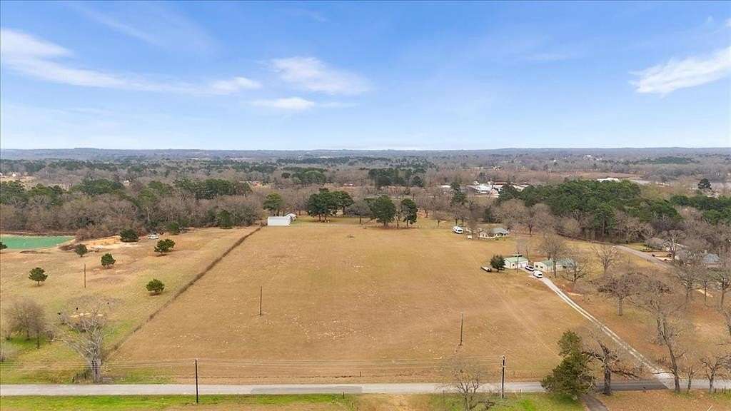 4 Acres of Residential Land for Sale in Flint, Texas