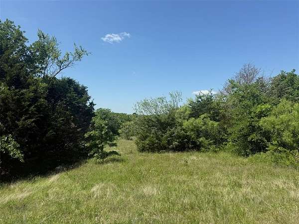 10.2 Acres of Land for Sale in Decatur, Texas